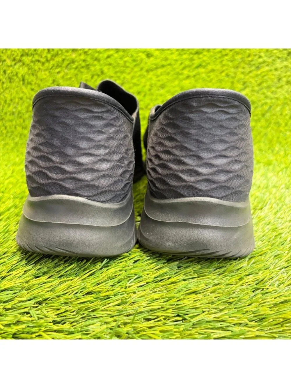 Skechers please review